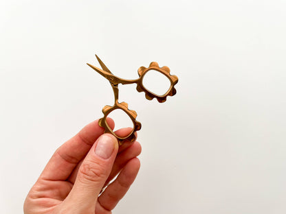 Small Needlecraft Scissors: Copper