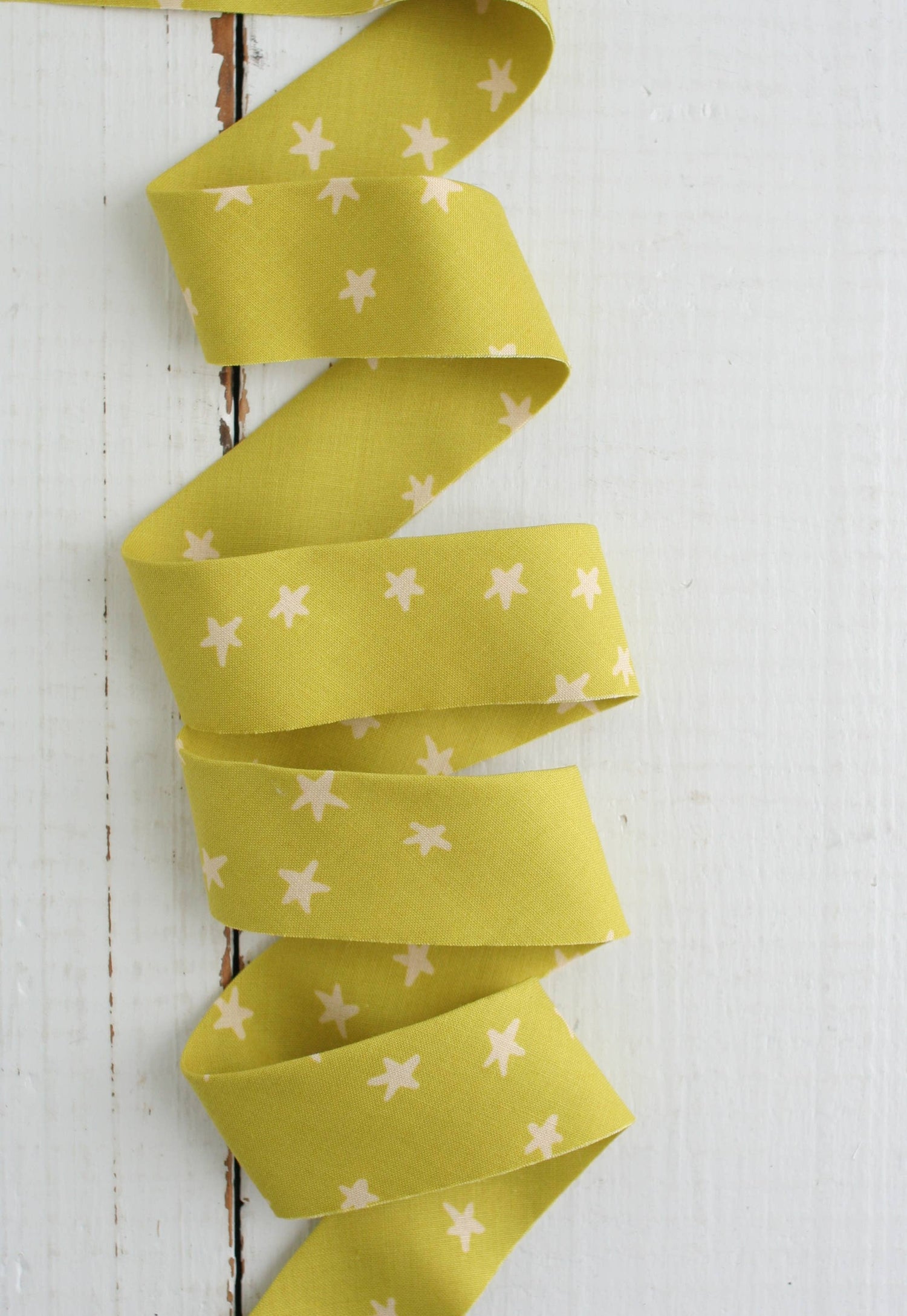 2.5" Bias Quilt Binding, Starry Pistachio: Prepacked || 8 Yards