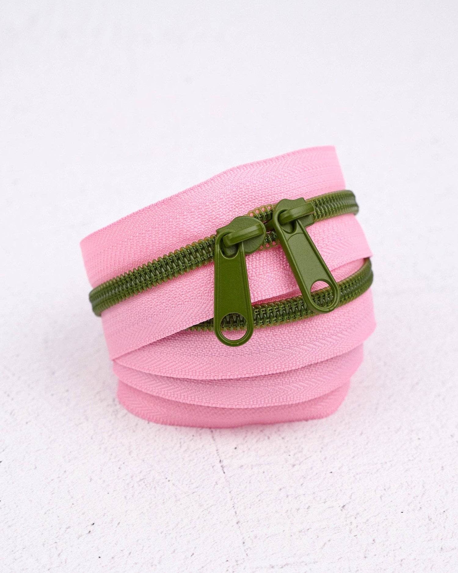 30" Handbag Zipper - Olive Blossom
