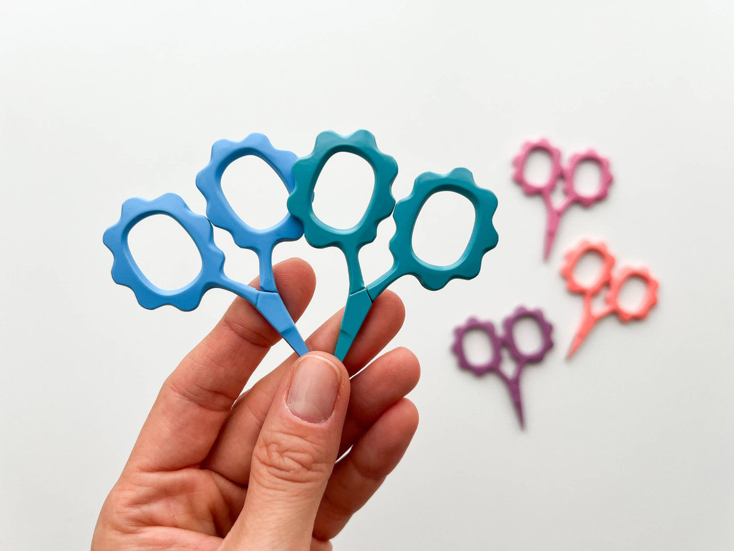 Small Flower scissors, tiny embroidery scissors: Ocean