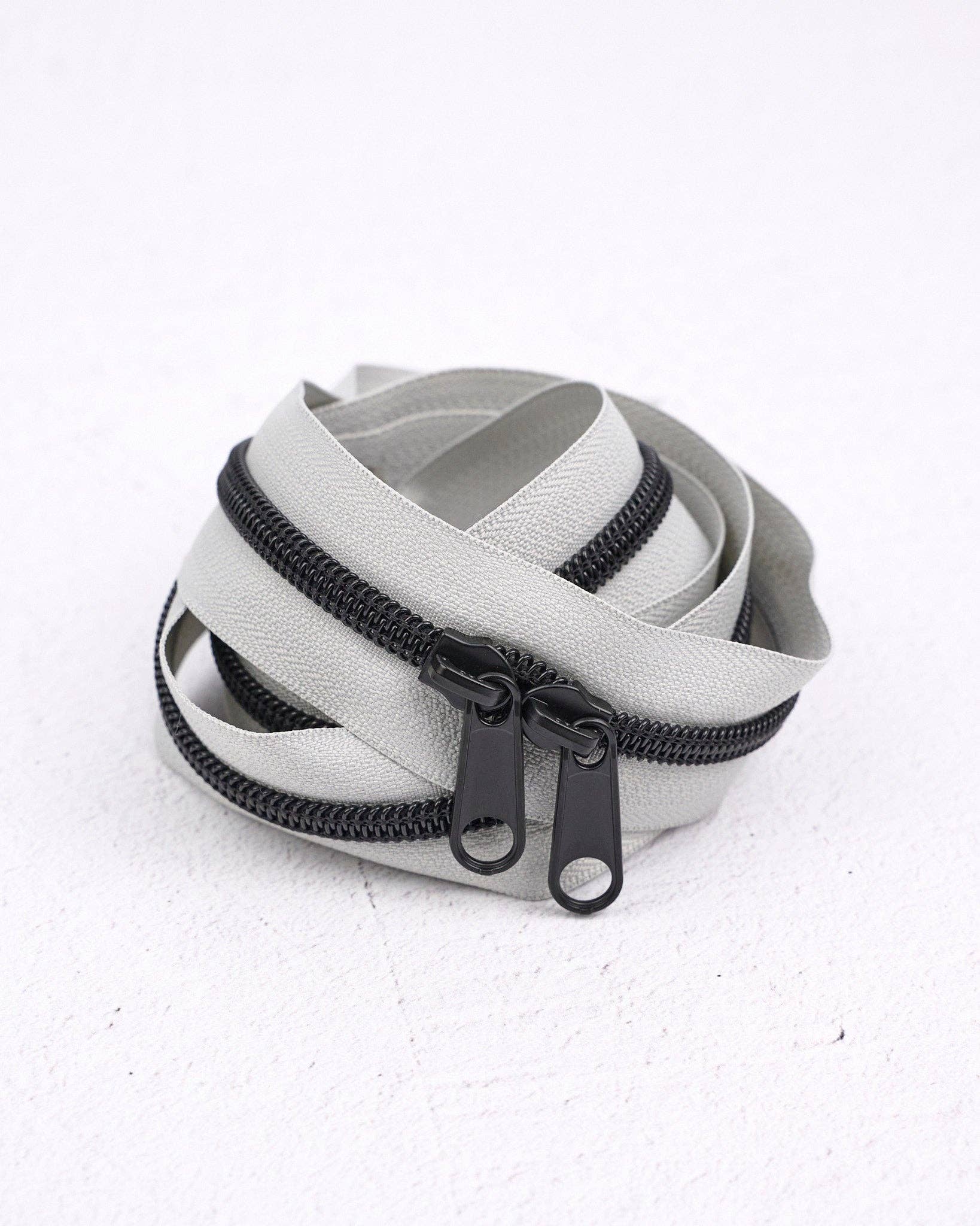 30" Handbag Zipper - Smoke