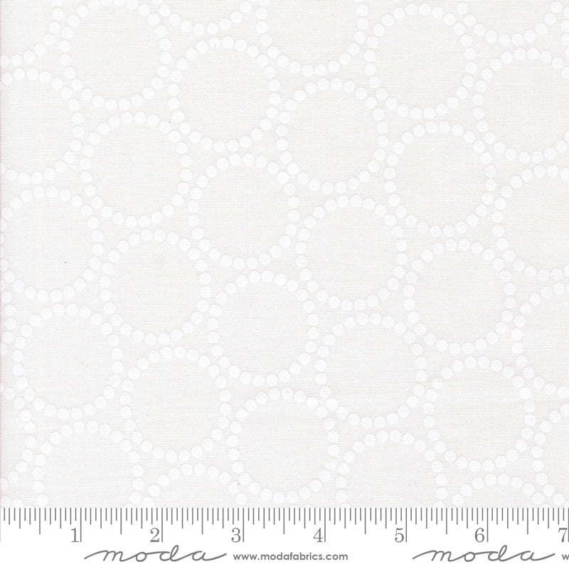 Tiny Christmas || Pearl Bracelet Snow White || Cotton Quilting Fabric