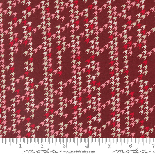 Cozy Wonderland || Houndstooth Burgundy || Cotton Quilting Fabric