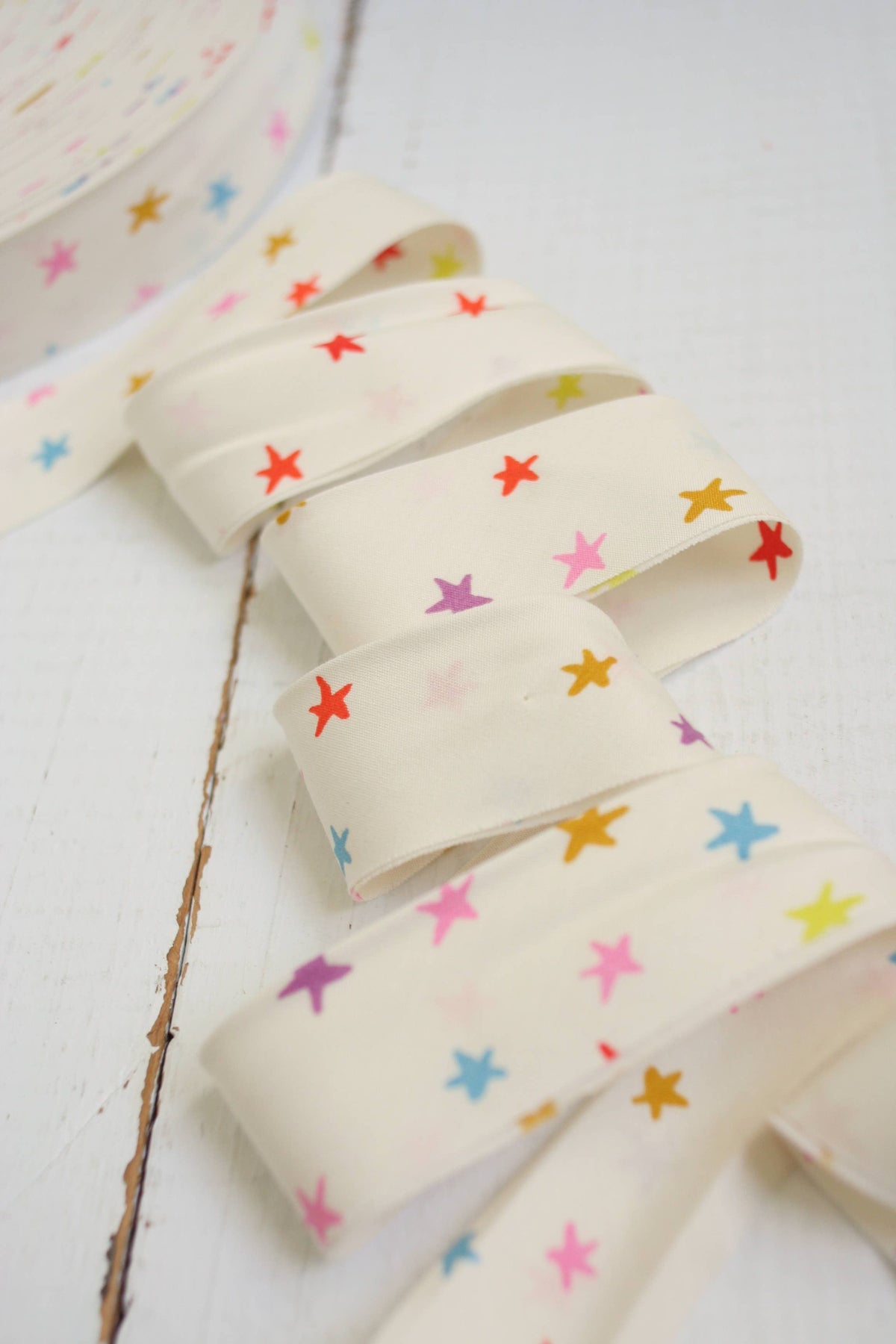 2.5" Bias Quilt Binding for Sewing, Starry Multi || 8 Yards