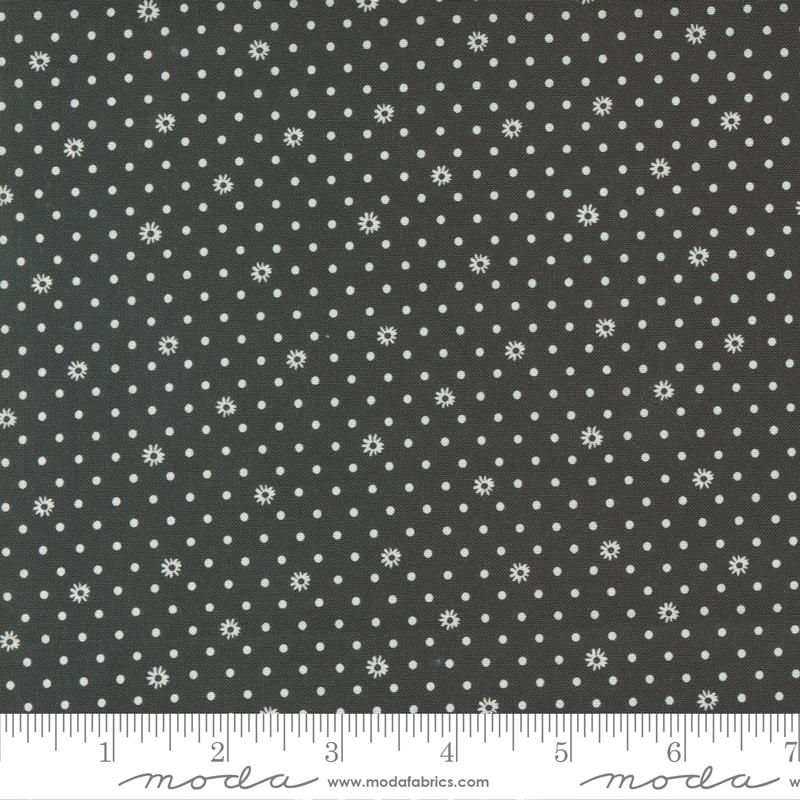 JULIA || Dots Granite || Cotton Quilting Fabric