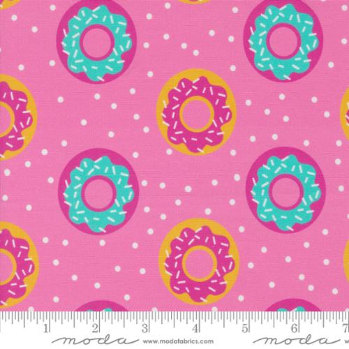 Snack Shack || Donut Worry Be Happy Berrylicious || Cotton Quilting Fabric 5-Yard Backing