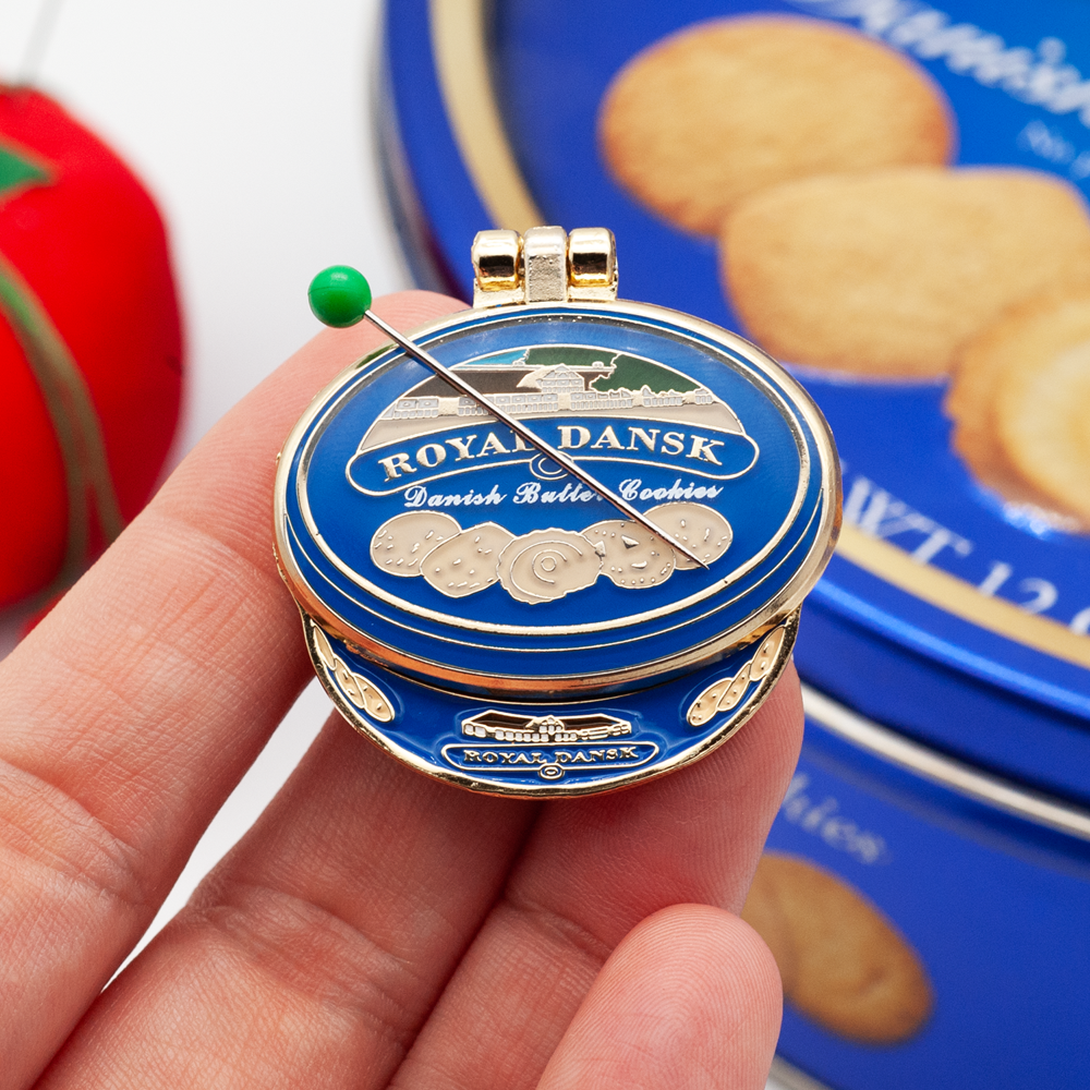 Grandma's Sewing Kit Needle Minder