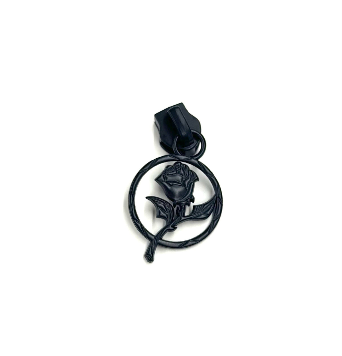 Enchanted Rose Zipper Pulls: Matte Black / 5 pk