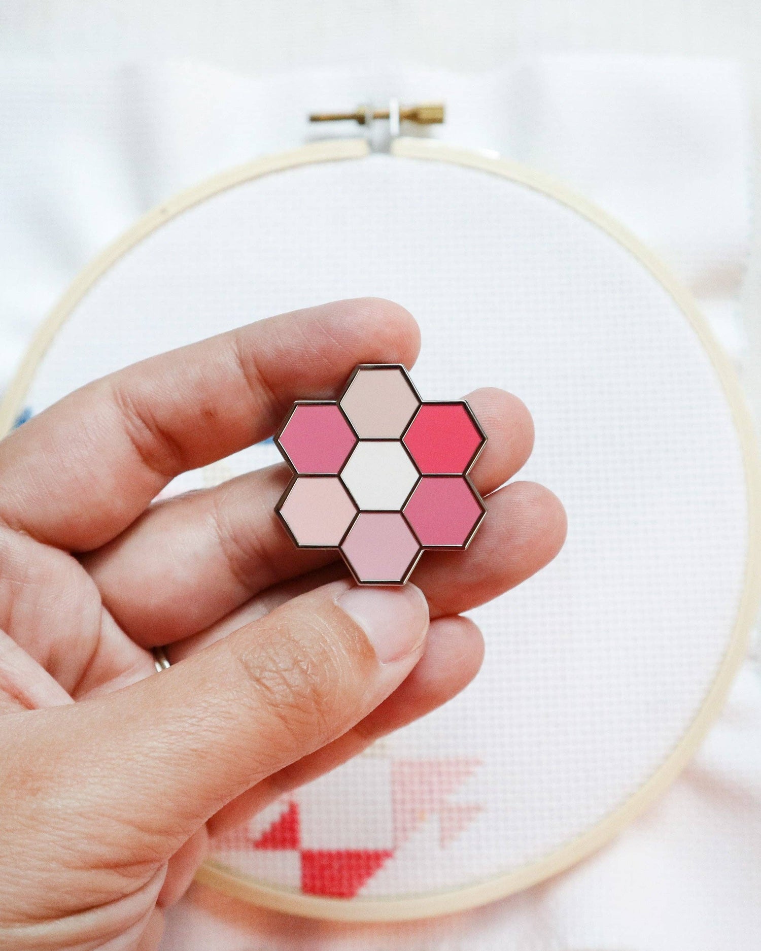 Hexie Blooms Needle Minder