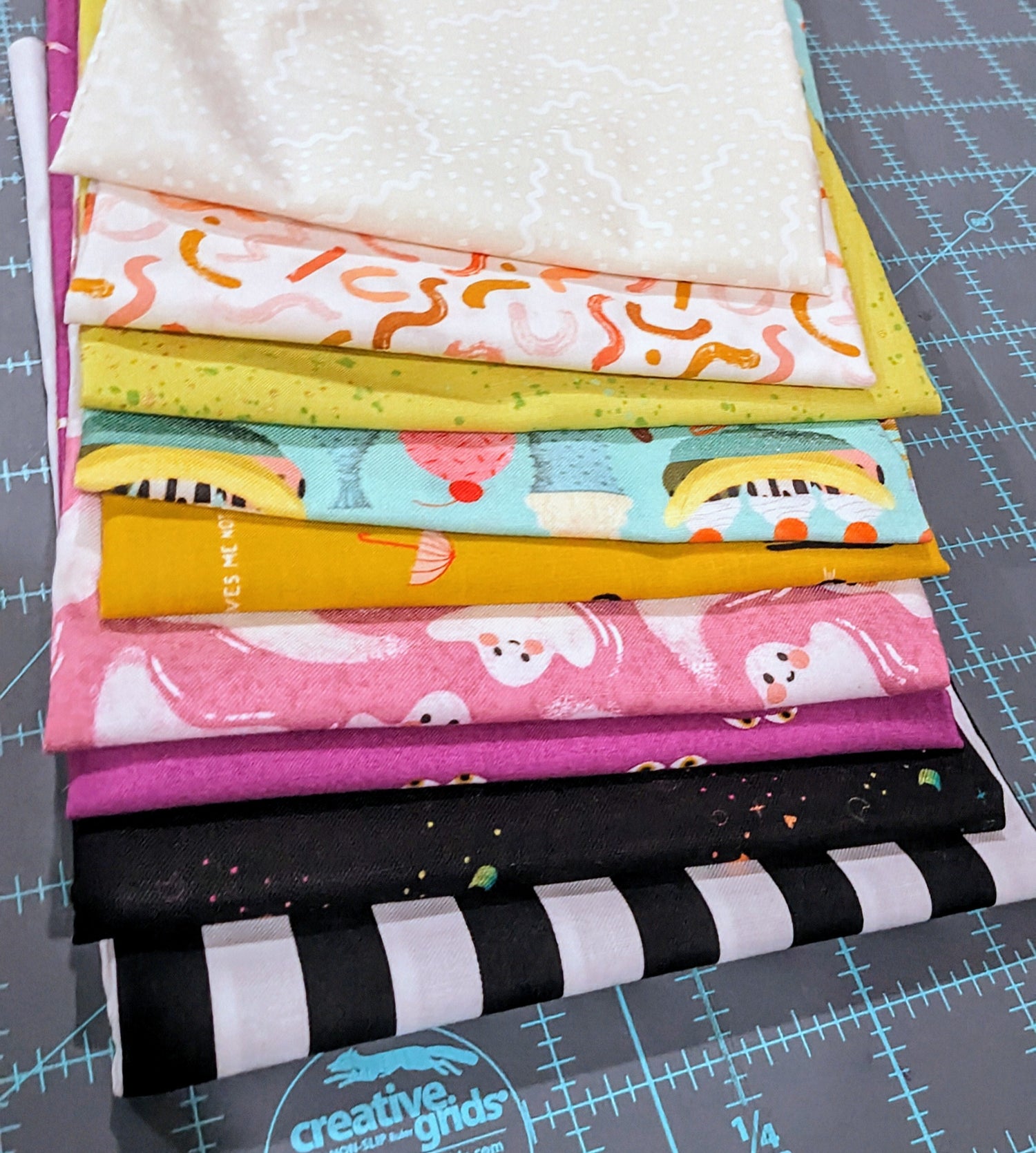 Curated Fat Quarter Bundle 17