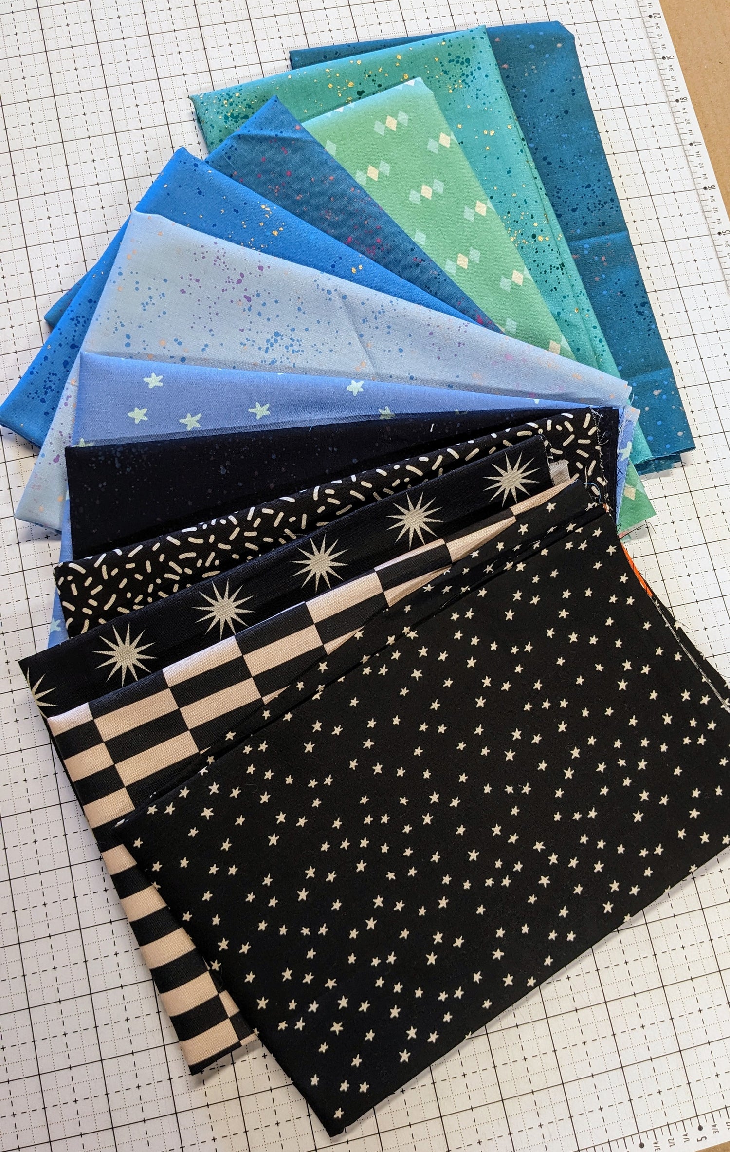 Cooling Off Curated Fat Quarter Bundle