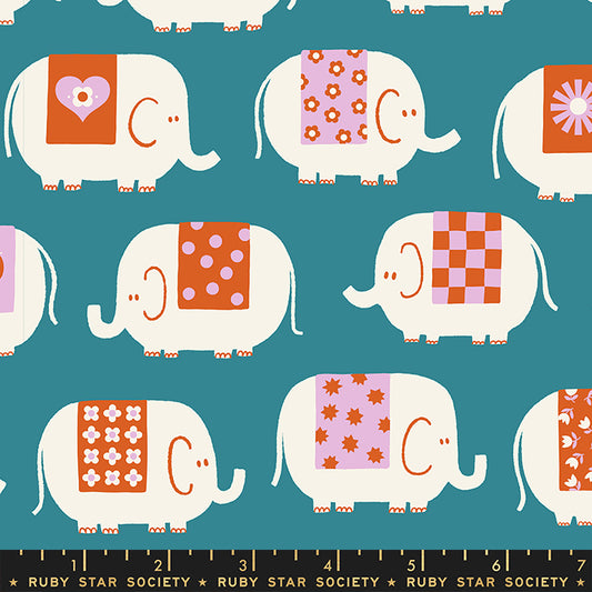 PICTURE BOOK || Elephants Storytime || Cotton Quilting Fabric || Half Yard