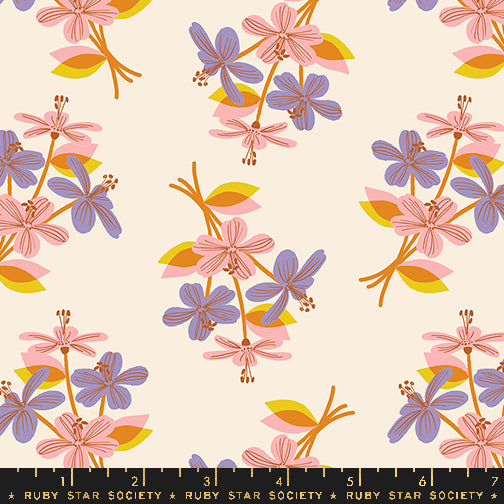 Favorite Flowers || Nosegay Natural || Cotton Quilting Fabric