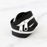 30" Zipper Black and White SSCZ31