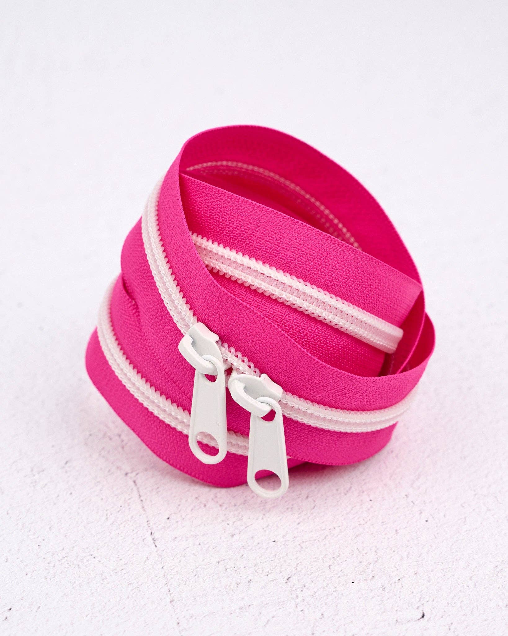 30" Handbag Zipper - Acid Pink