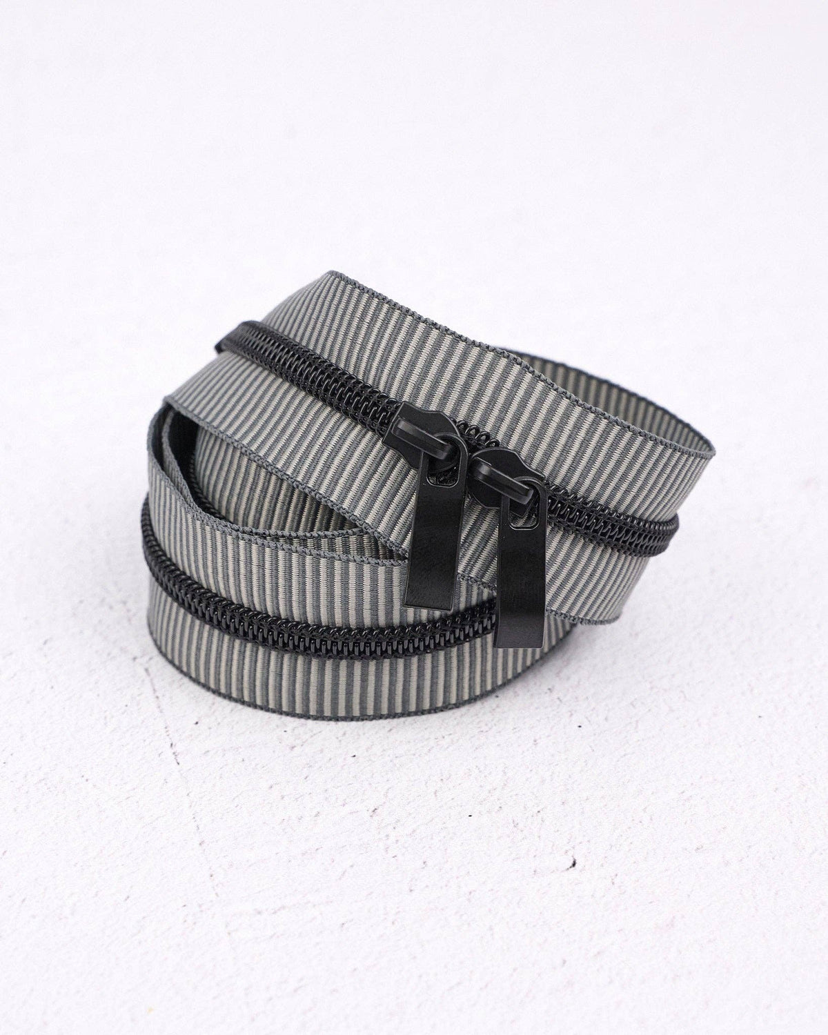 30" Handbag Zipper - Smoke