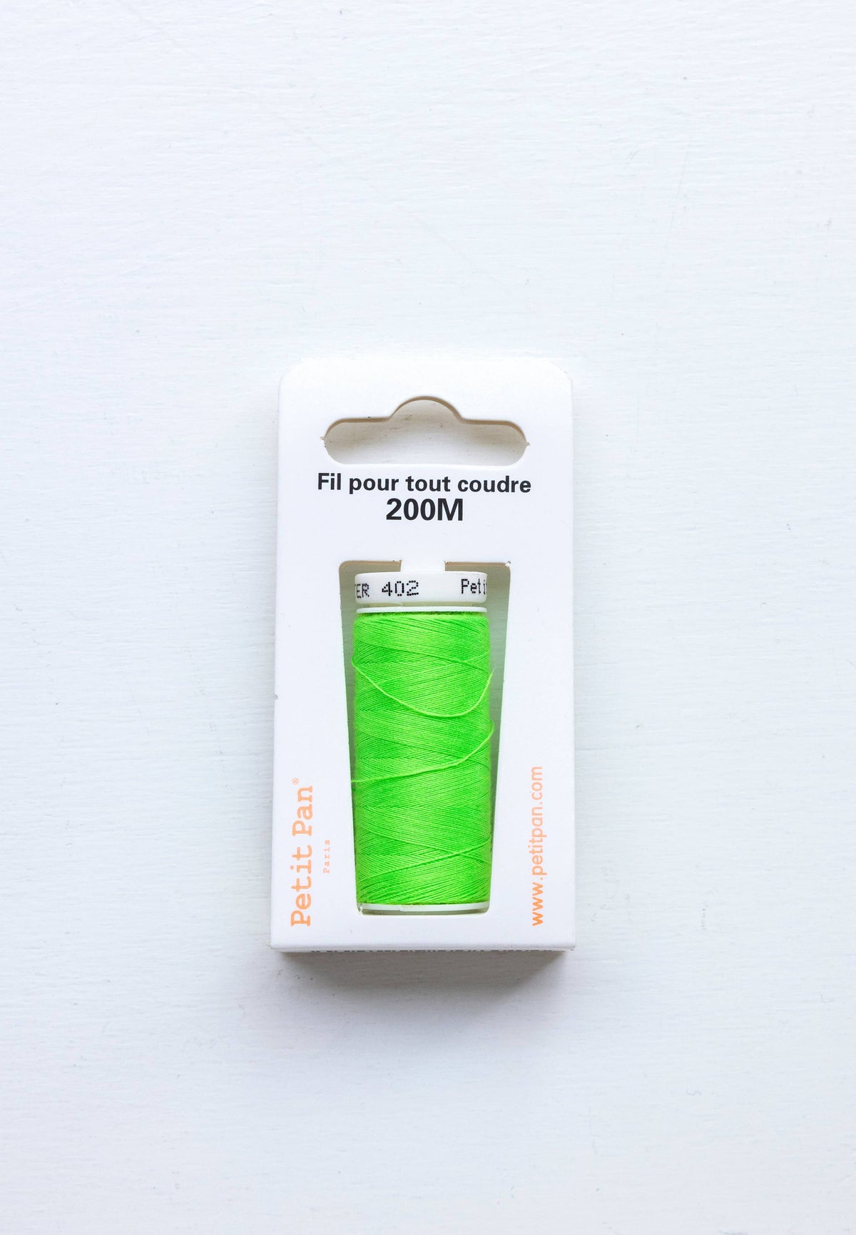Polyester sewing thread 200m Fluorescent green