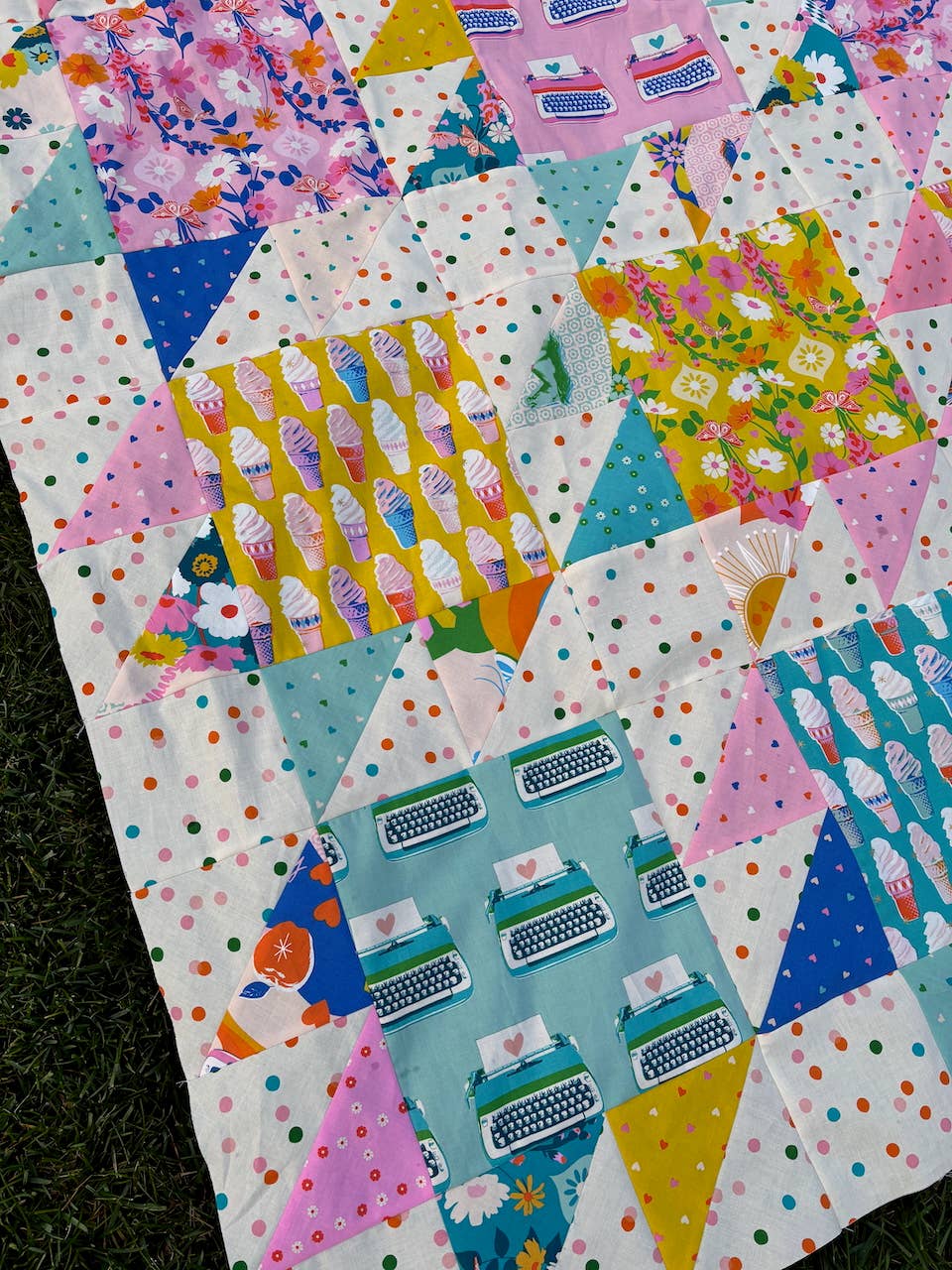 Layer Cake Bear Paws Quilt Pattern - Printed