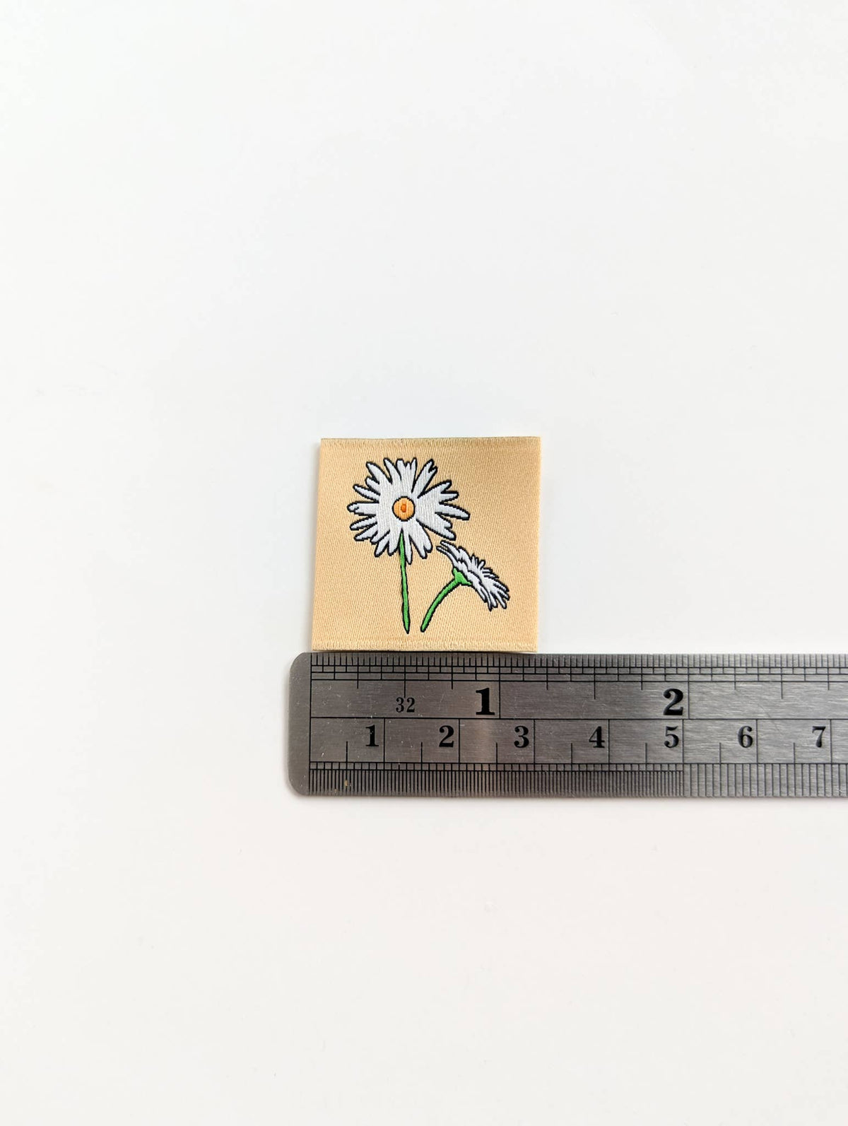 April Daisies | Woven Luxe Labels