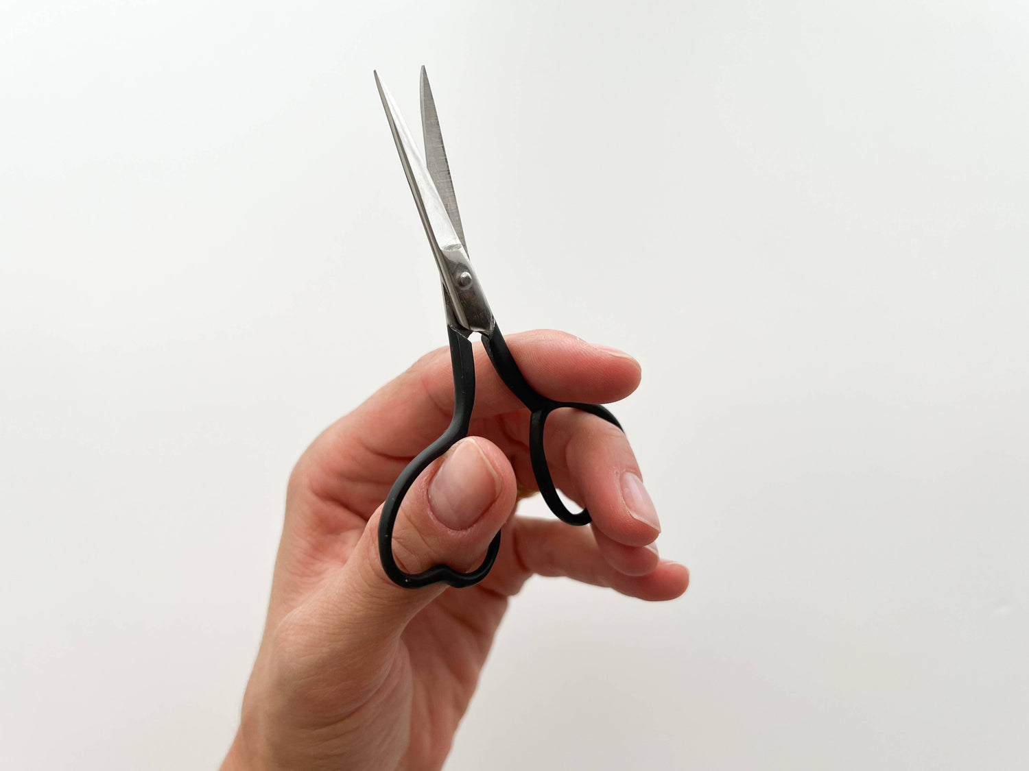 Heart Embroidery Scissors // Matte Black