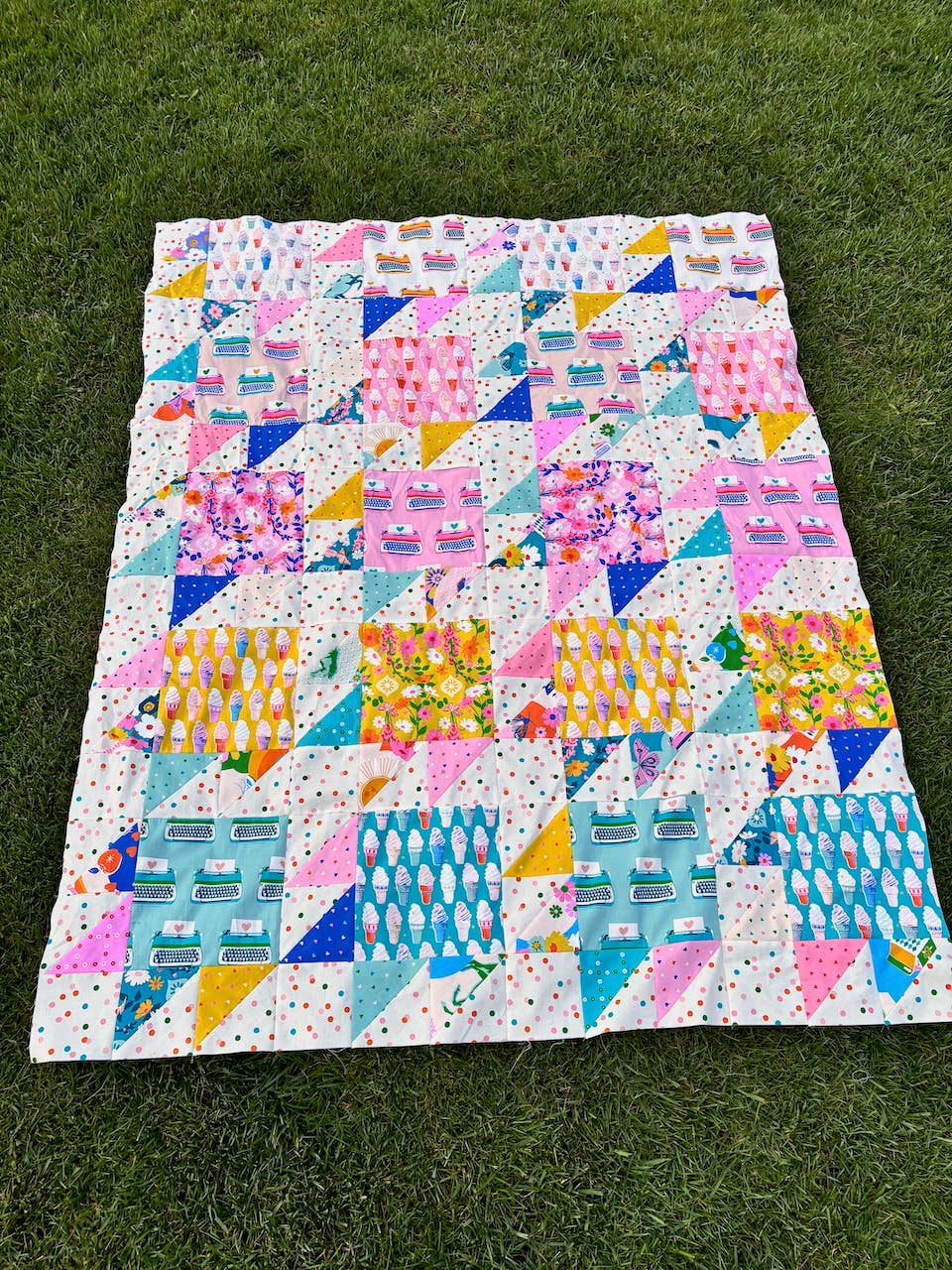 Layer Cake Bear Paws Quilt Pattern - Printed