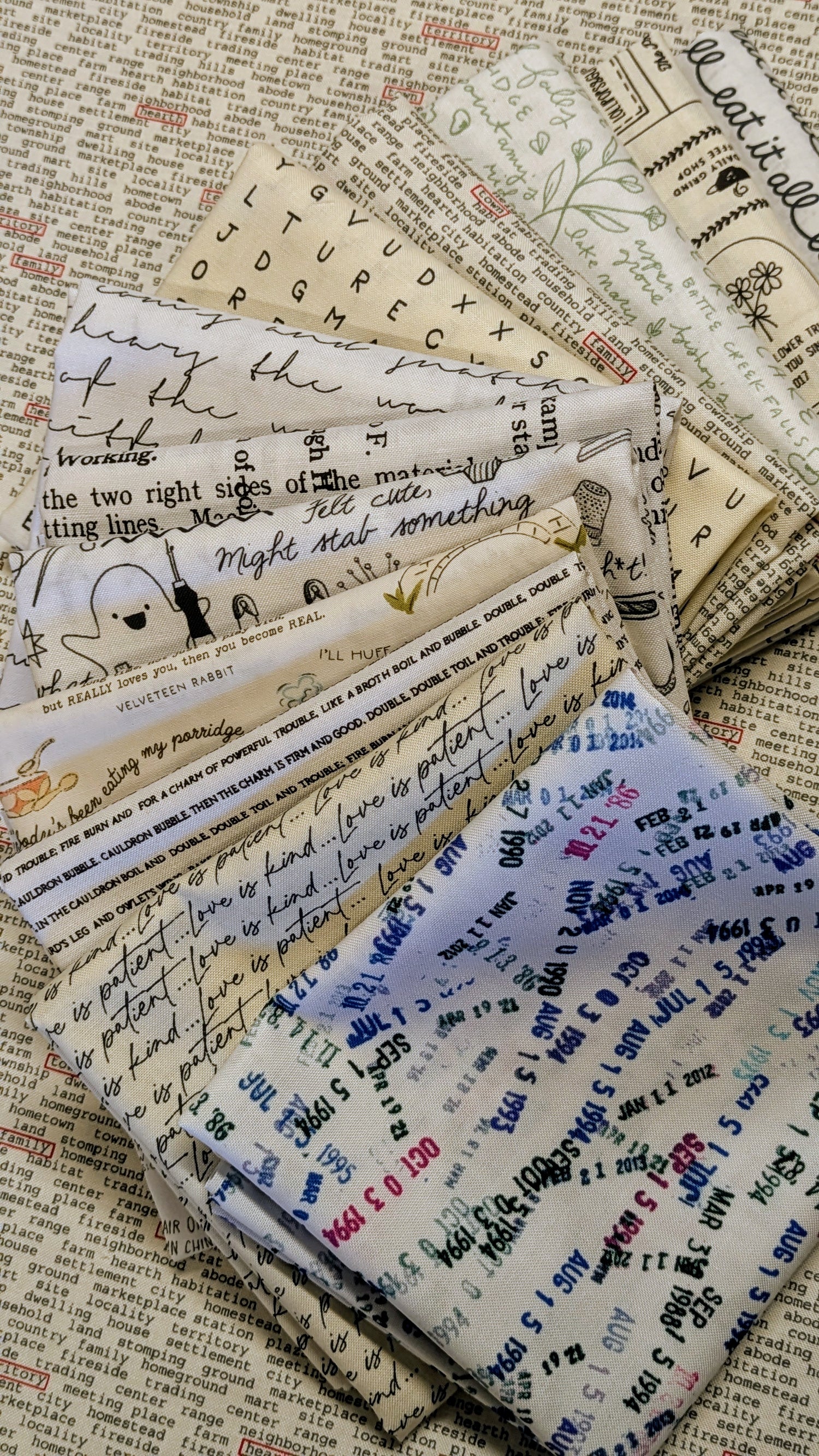 Texty Fat Quarter Bundle