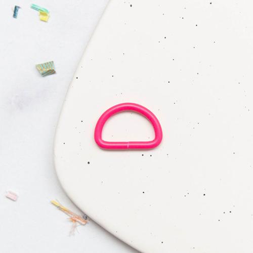 1" D Ring || Hot Pink