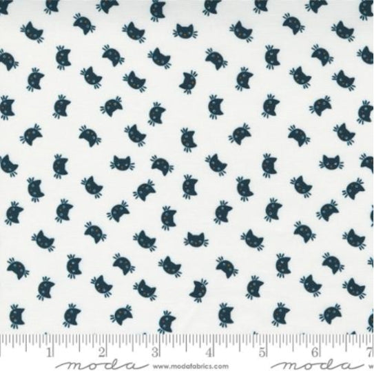 Holiday Halloween || Kitty Cat Ghost || Cotton Quilting Fabric || Half Yard