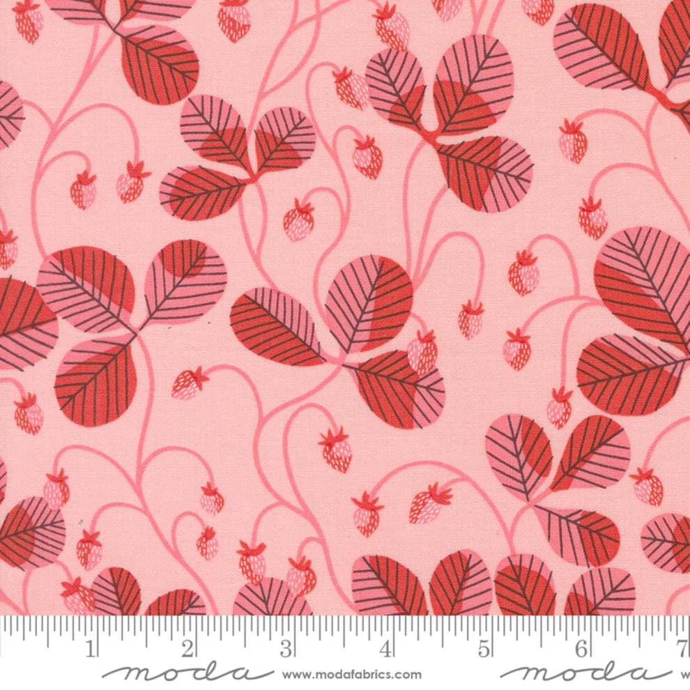 Love Letter || Strawberries Virginia || Cotton Quilting Fabric