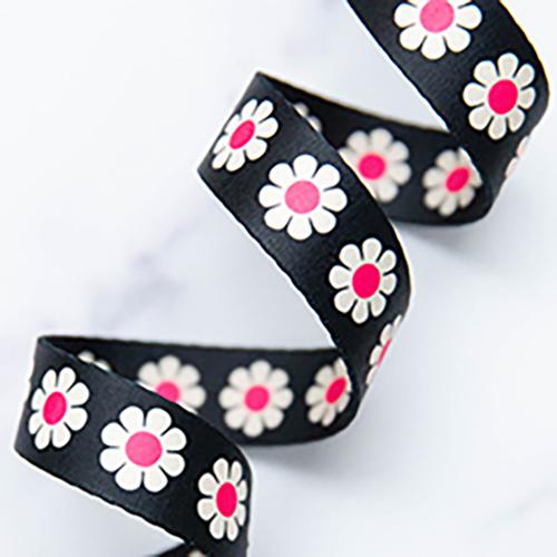 1" Daisies Pink Webbing || Half Yard