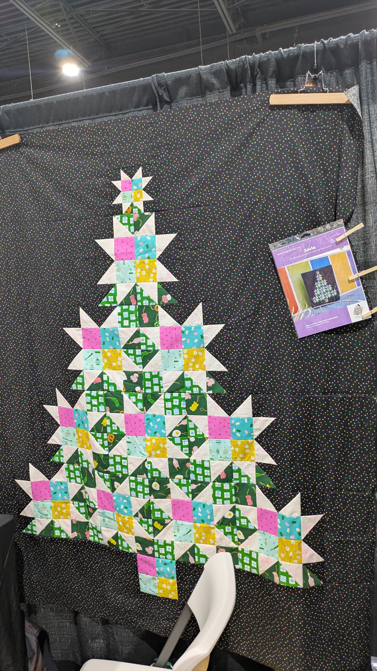 Jovie Quilt Pattern KIT (Merry Happy)