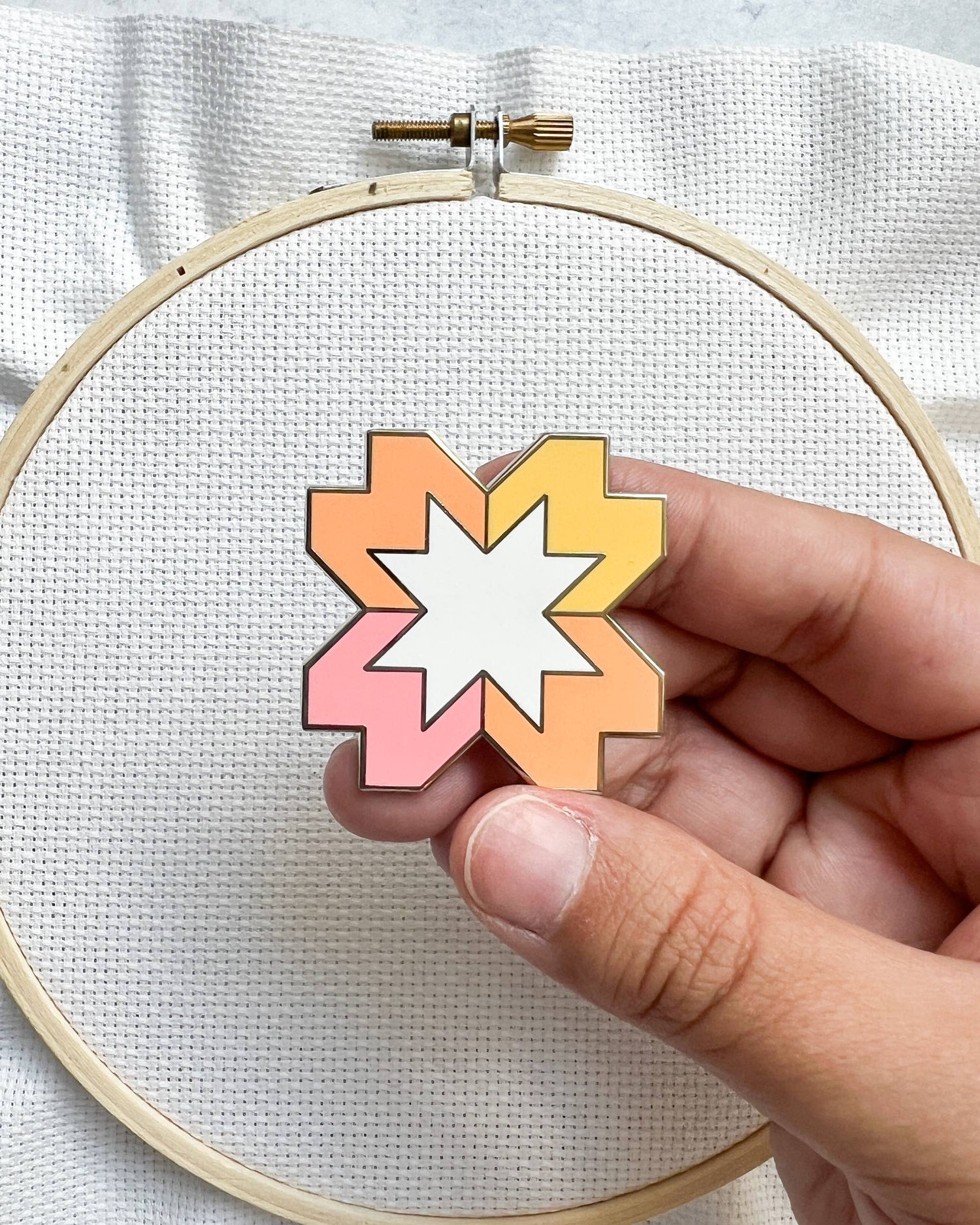 Starlight Orange Needle Minder